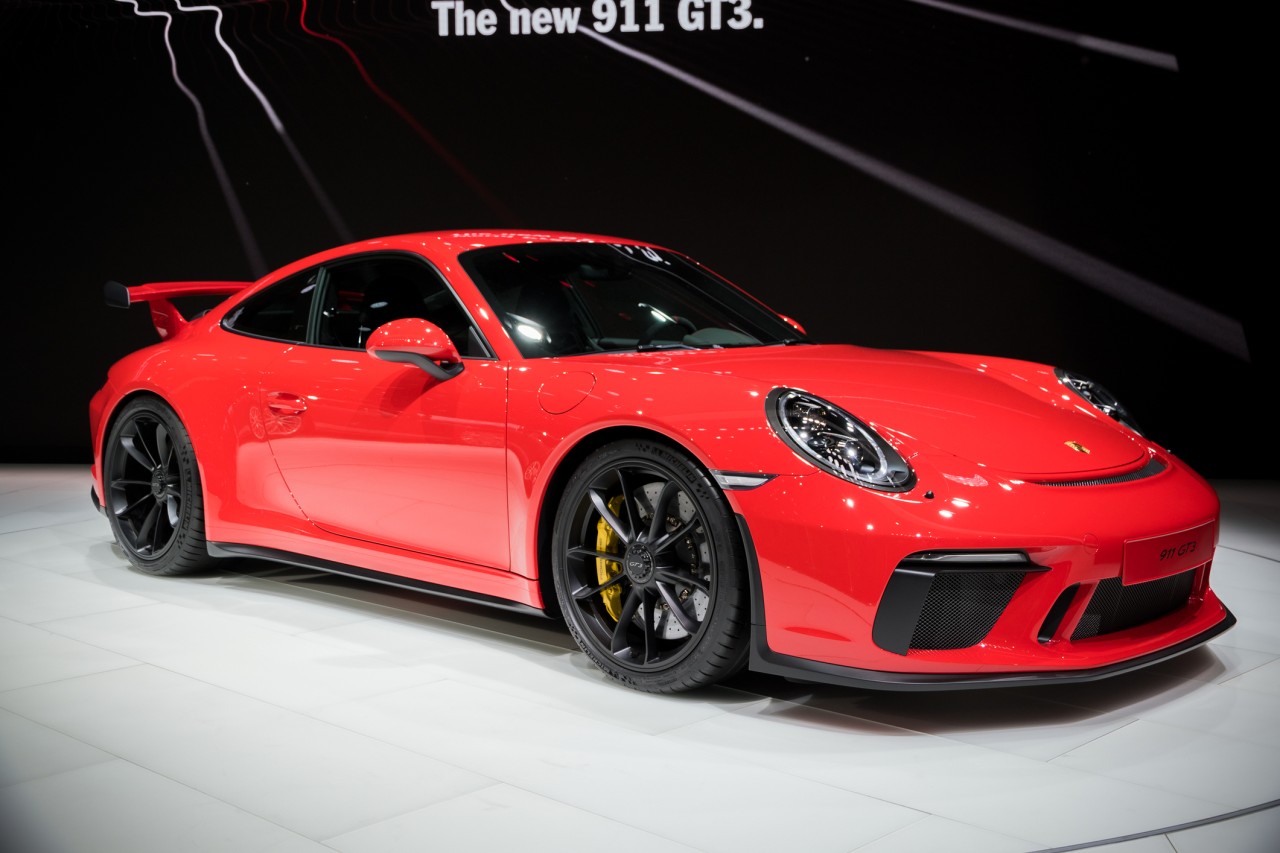 911